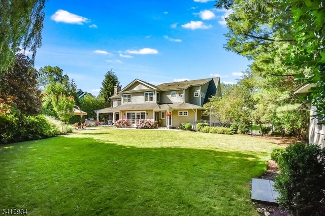 1020 Minisink Way, Westfield Town, NJ 07090