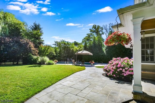 1020 Minisink Way, Westfield Town, NJ 07090