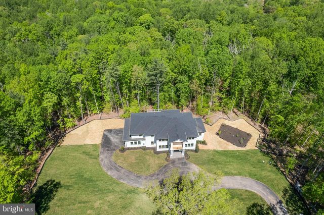 11550 HENDERSON RD, Clifton, VA 20124