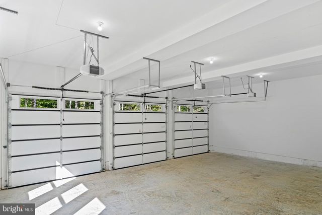 11550 HENDERSON RD, Clifton, VA 20124