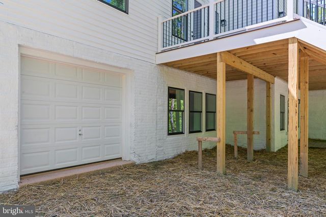 11550 HENDERSON RD, Clifton, VA 20124
