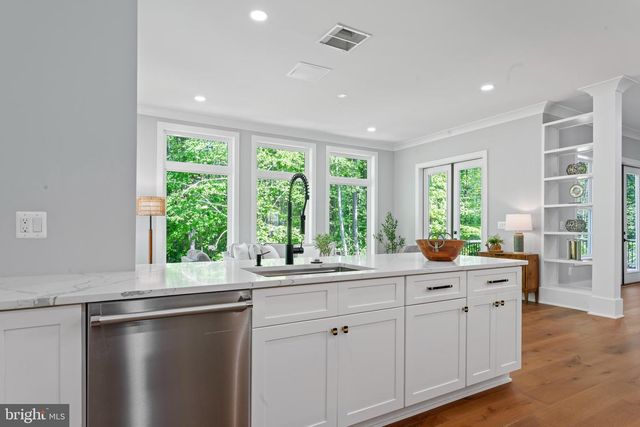 11550 HENDERSON RD, Clifton, VA 20124