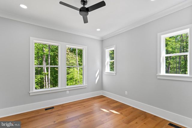 11550 HENDERSON RD, Clifton, VA 20124