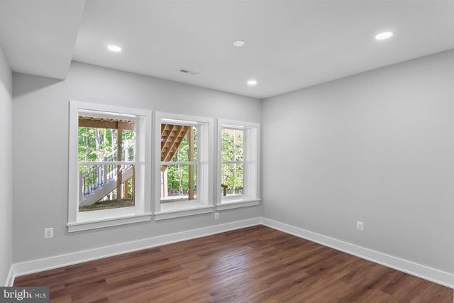 11550 HENDERSON RD, Clifton, VA 20124