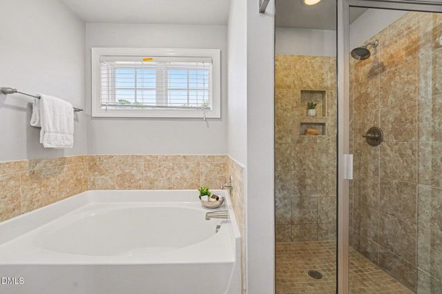 418 Banner Blue Court, Knightdale, NC 27545