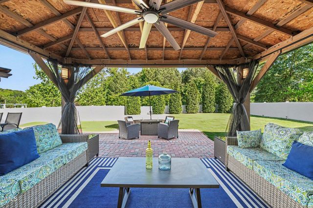 418 Banner Blue Court, Knightdale, NC 27545