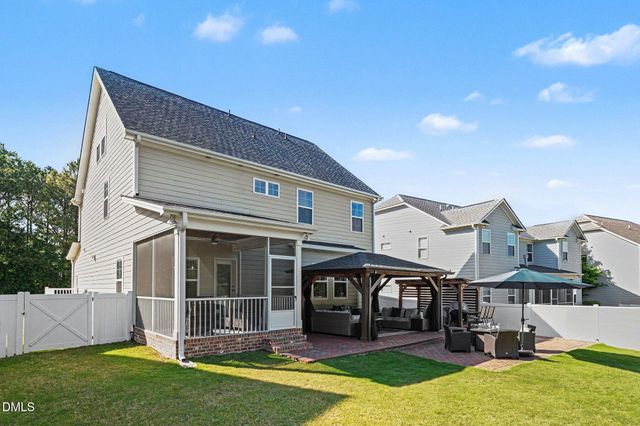 418 Banner Blue Court, Knightdale, NC 27545