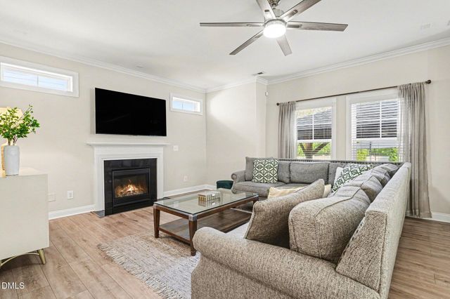 418 Banner Blue Court, Knightdale, NC 27545