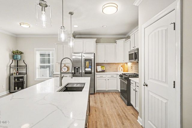 418 Banner Blue Court, Knightdale, NC 27545