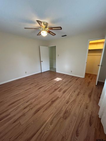 6235 Springbrook Dr, Tyler, TX 75707