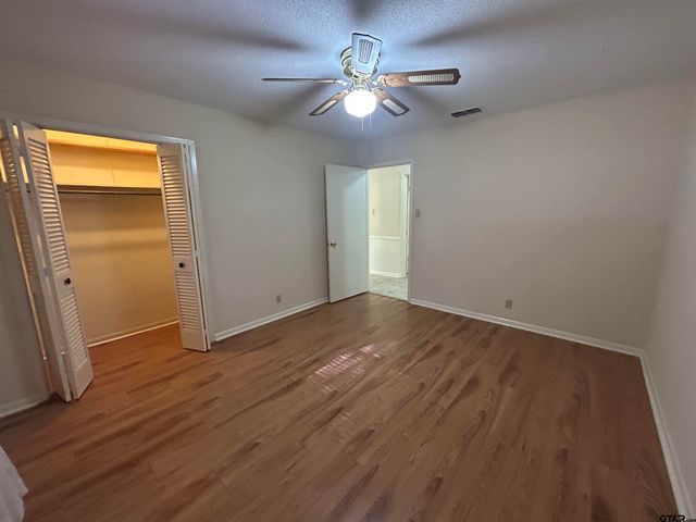 6235 Springbrook Dr, Tyler, TX 75707
