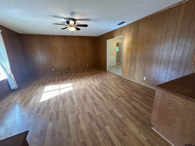 6235 Springbrook Dr, Tyler, TX 75707