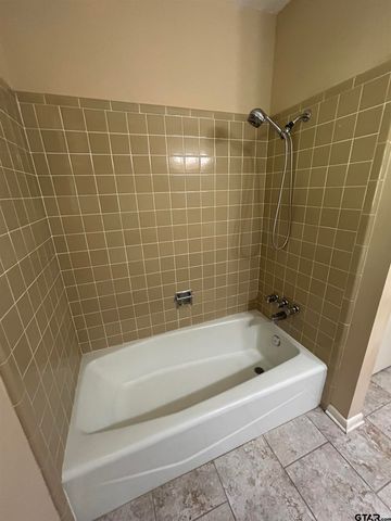 6235 Springbrook Dr, Tyler, TX 75707