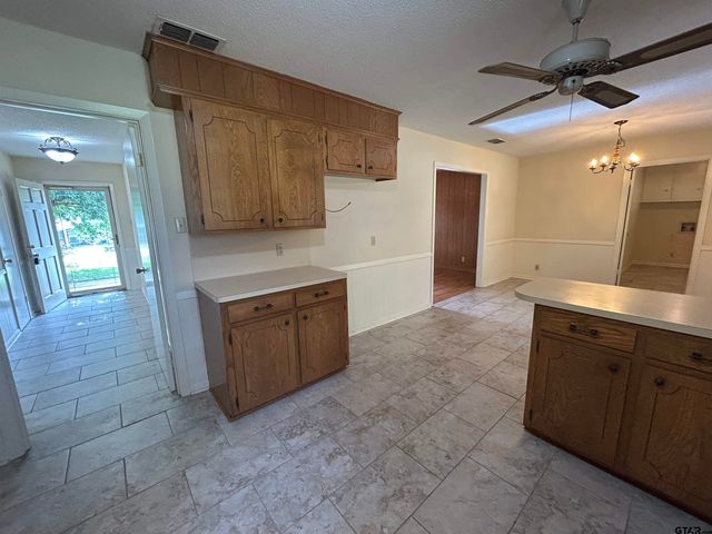 6235 Springbrook Dr, Tyler, TX 75707