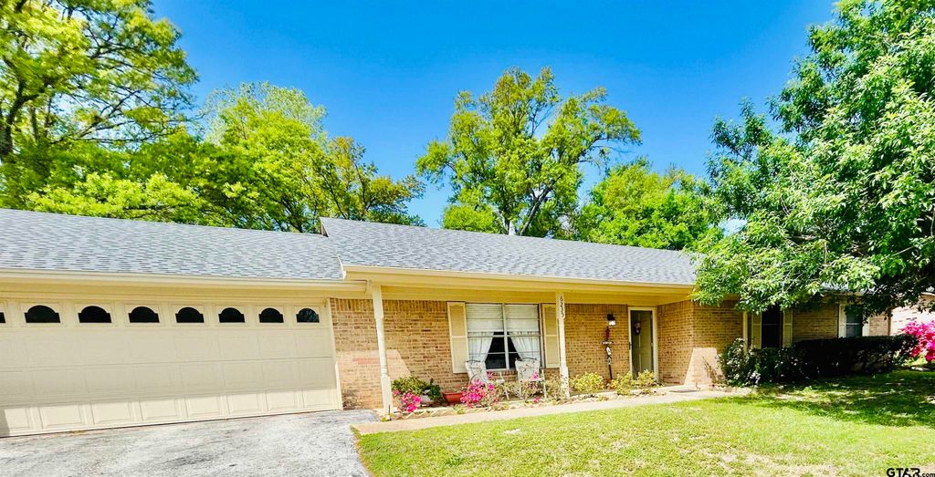 6235 Springbrook Dr, Tyler, TX 75707