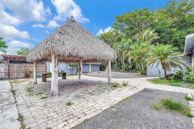 14500 NE 2nd Avenue 2, Miami, FL 33161
