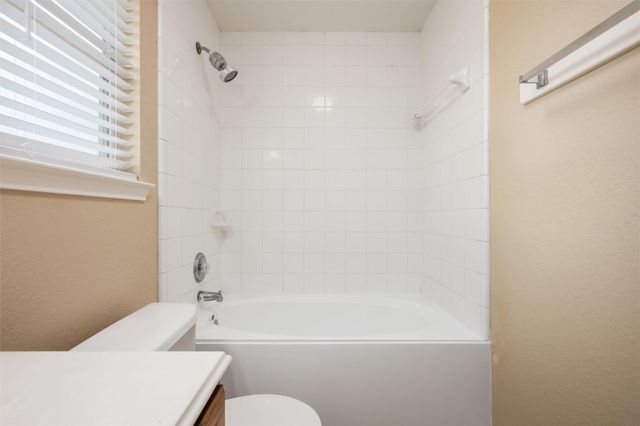 4414 Bridgevillage Drive, Spring, TX 77373
