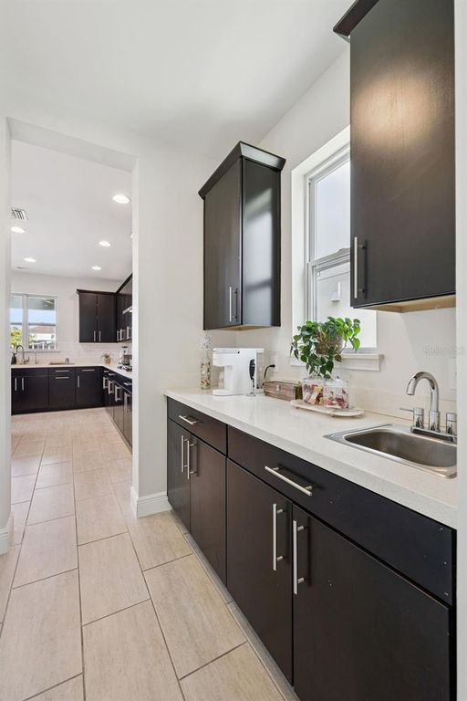 Image 17 of property listing at 7211 STILL POND LANE, Windermere, FL 34786