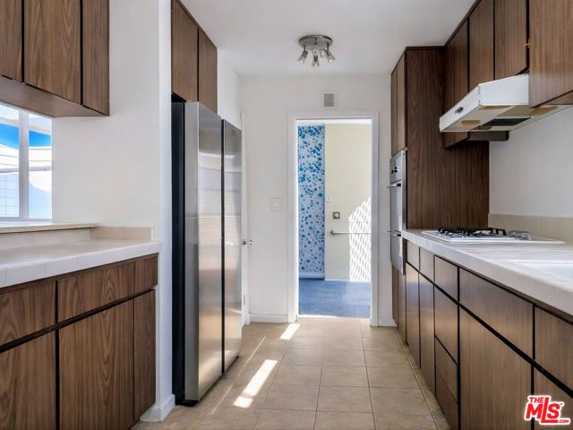 1993 S Camino Real, Palm Springs, CA 92264