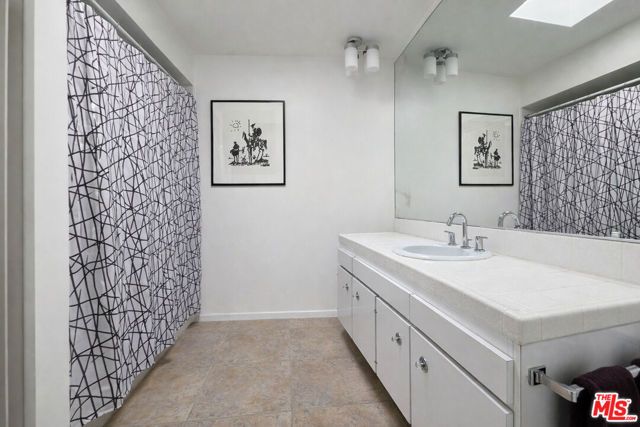 1993 S Camino Real, Palm Springs, CA 92264