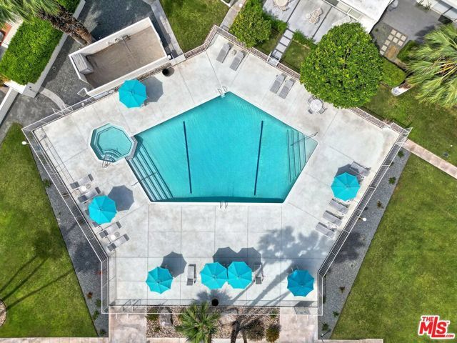 1993 S Camino Real, Palm Springs, CA 92264