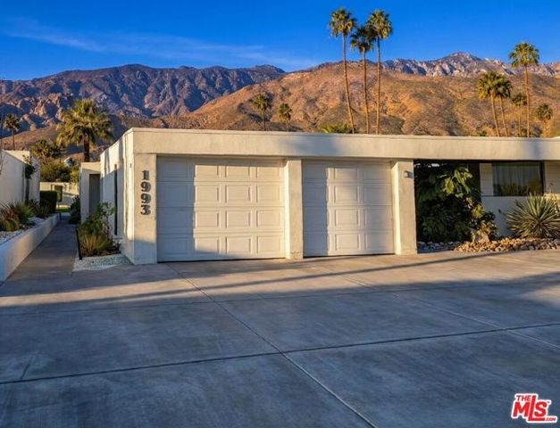1993 S Camino Real, Palm Springs, CA 92264