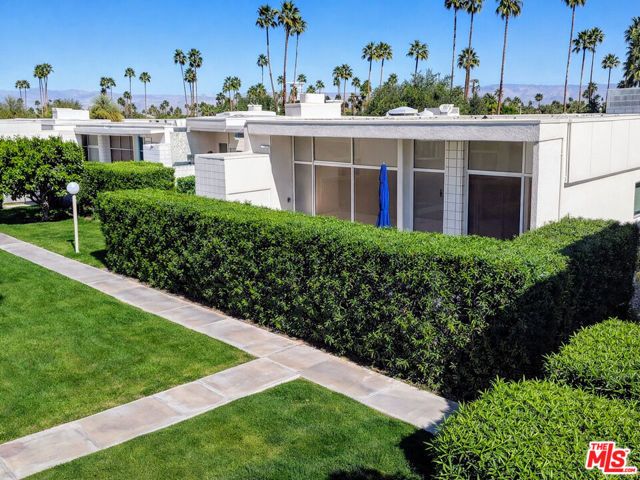 1993 S Camino Real, Palm Springs, CA 92264
