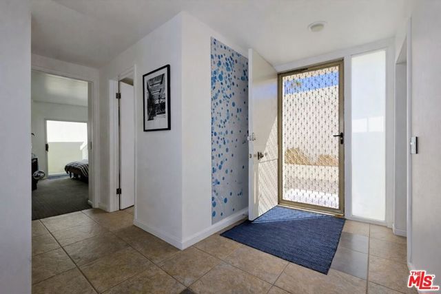 1993 S Camino Real, Palm Springs, CA 92264