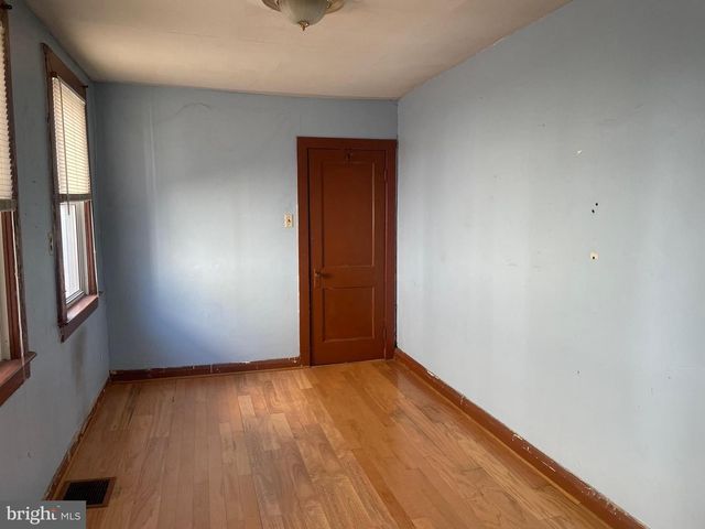 511 S MILTON, Baltimore, MD 21224