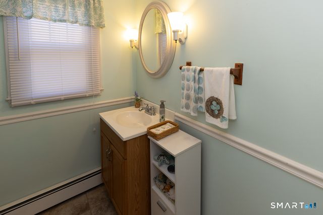 49 River Street, Old Saybrook, CT 06475