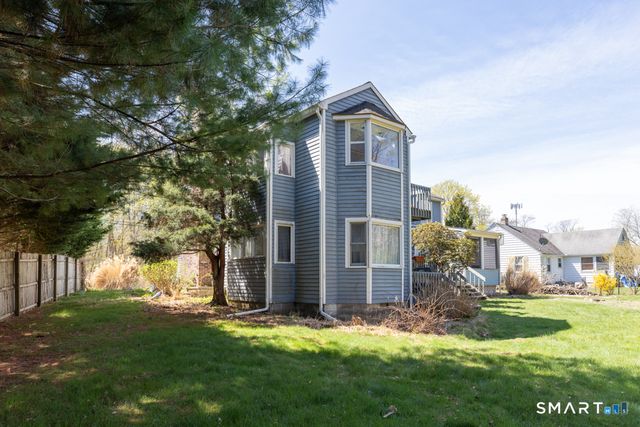 49 River Street, Old Saybrook, CT 06475