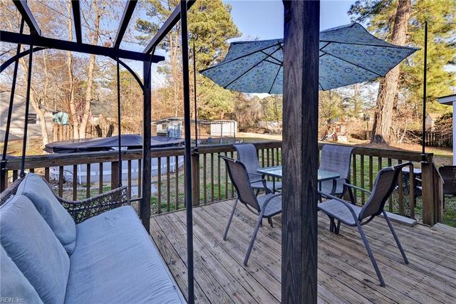 105 Glenn CV, Seaford, VA 23696