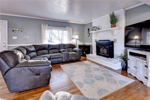 105 Glenn CV, Seaford, VA 23696