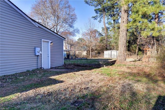 105 Glenn CV, Seaford, VA 23696