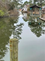 105 Glenn CV, Seaford, VA 23696