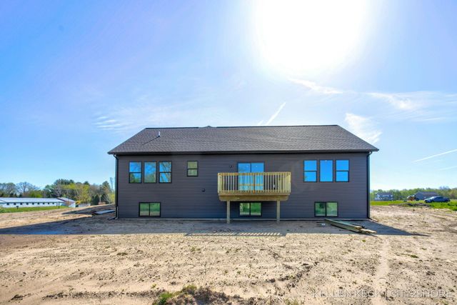 4596 Winding Creek Lane, Zeeland, MI 49464