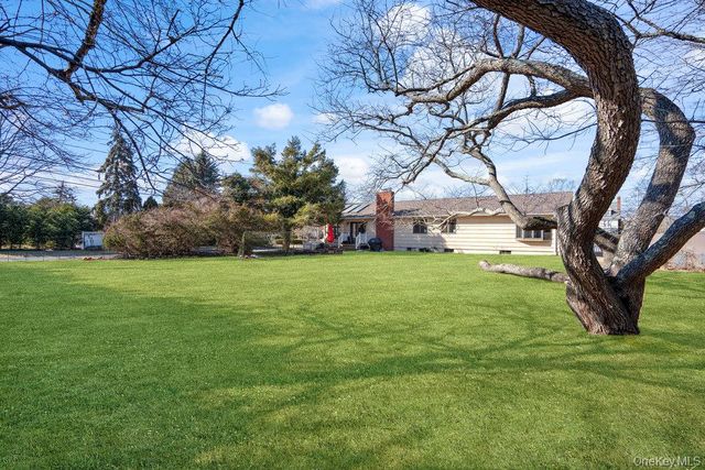 209 S Ocean Avenue, Bayport, NY 11705