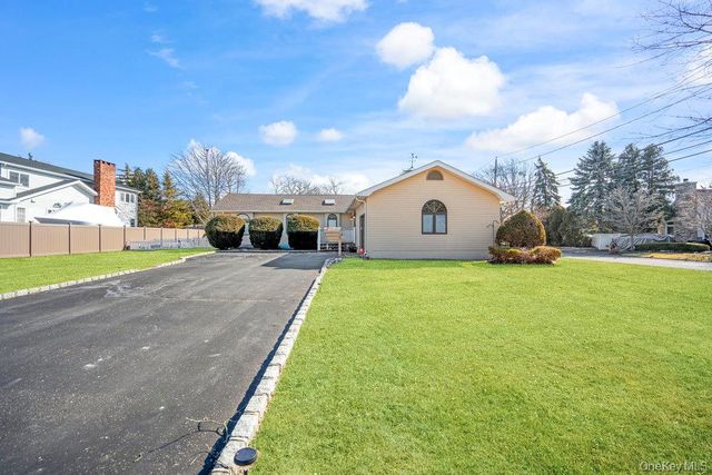 209 S Ocean Avenue, Bayport, NY 11705