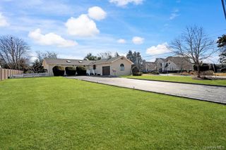 209 S Ocean Avenue, Bayport, NY 11705