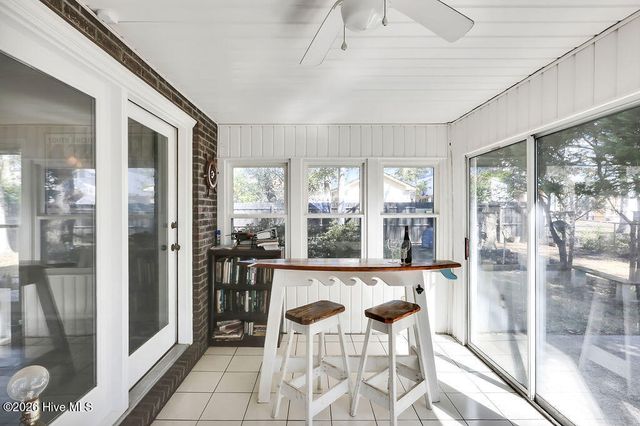 104 SE 16th Street, Oak Island, NC 28465