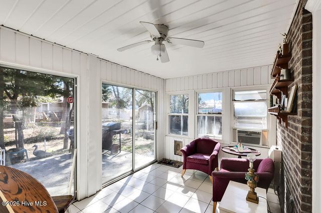 104 SE 16th Street, Oak Island, NC 28465