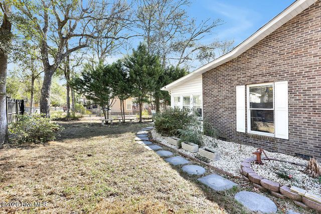 104 SE 16th Street, Oak Island, NC 28465