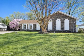 104 SE 16th Street, Oak Island, NC 28465