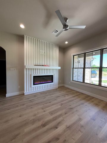 738 Grand Valley Loop, Austin, AR 72007