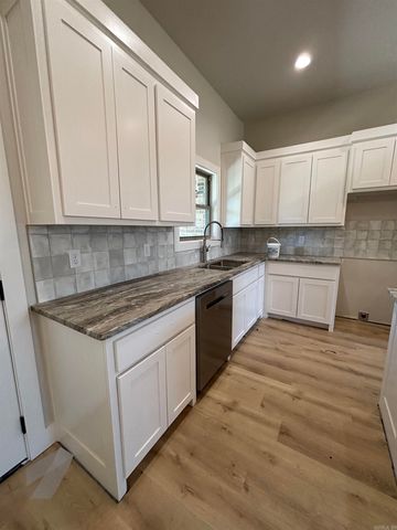738 Grand Valley Loop, Austin, AR 72007