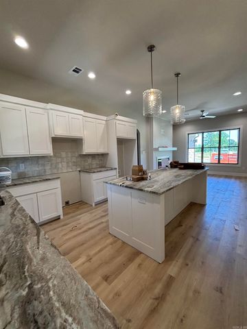 738 Grand Valley Loop, Austin, AR 72007