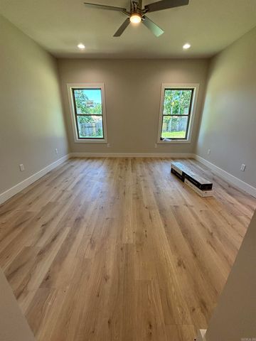 738 Grand Valley Loop, Austin, AR 72007