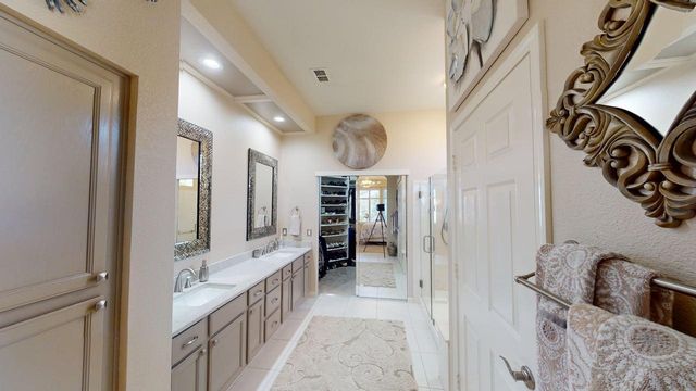 7517 Locomotive Ln, Roseville, CA 95747
