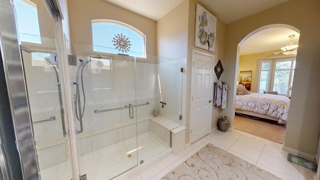 7517 Locomotive Ln, Roseville, CA 95747