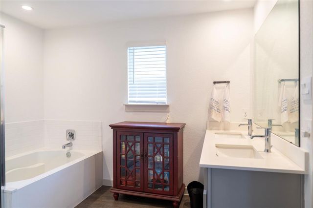 7902 Wrangler Shack Lane, Rosharon, TX 77583
